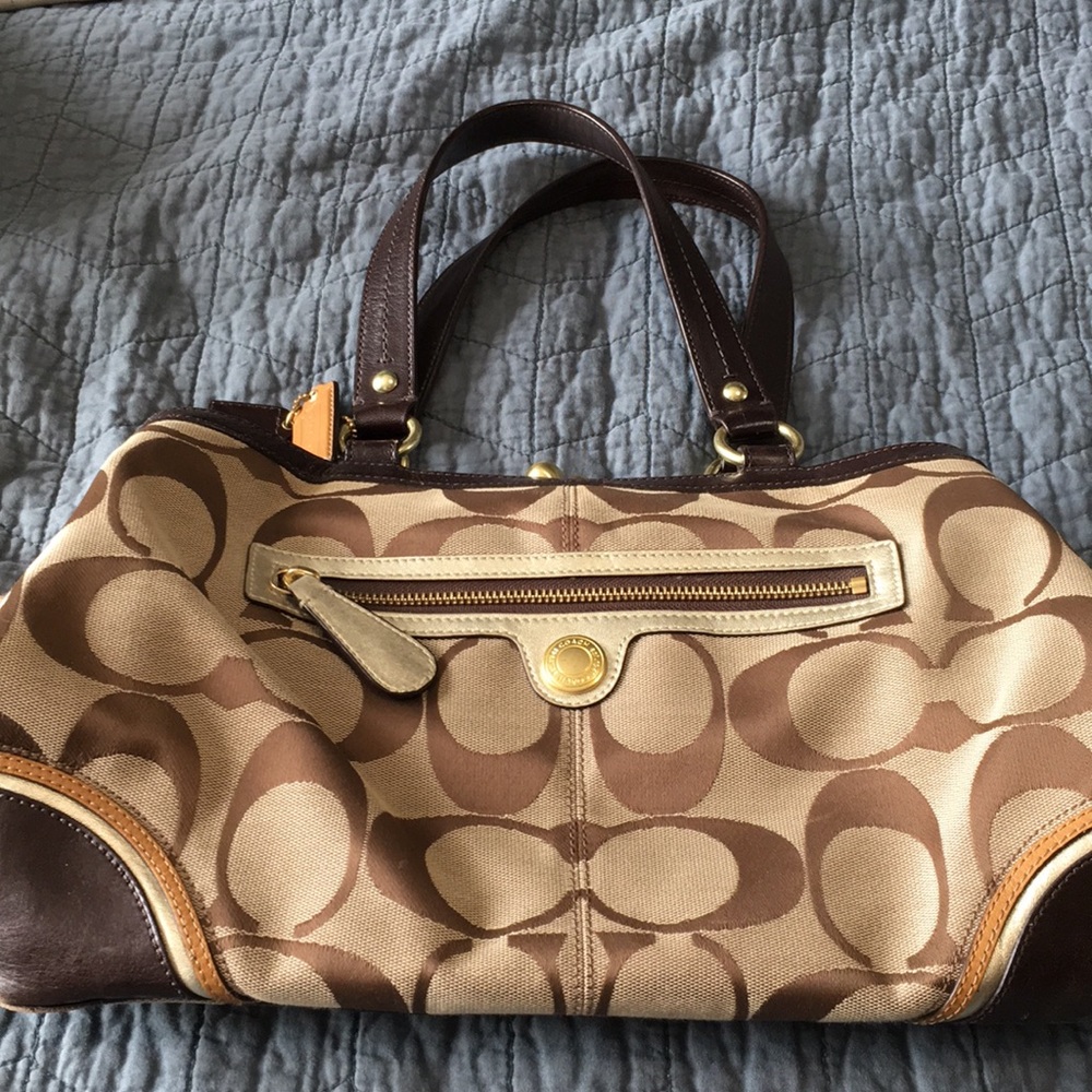 Coach canvas